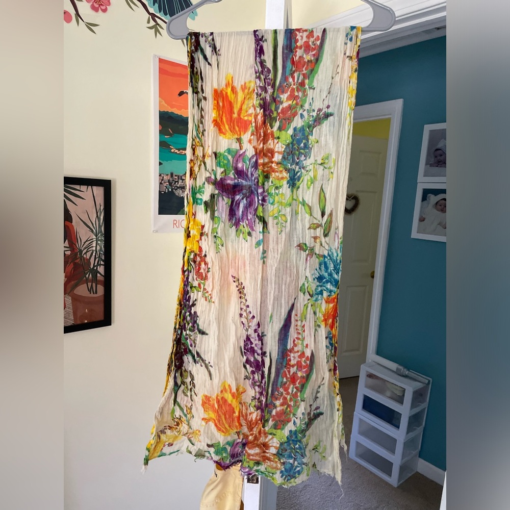 Multicolor white and floral chiffon fashion scarf